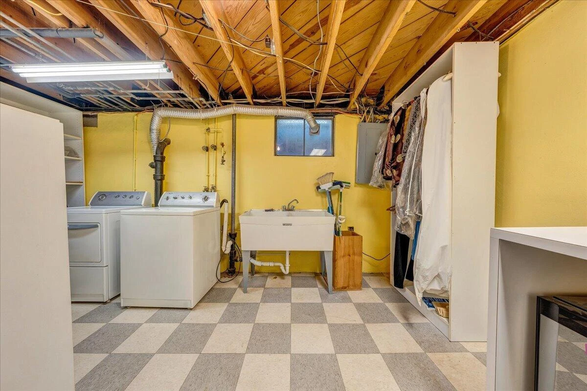 2241 Brambleton AVE - Photo 46
