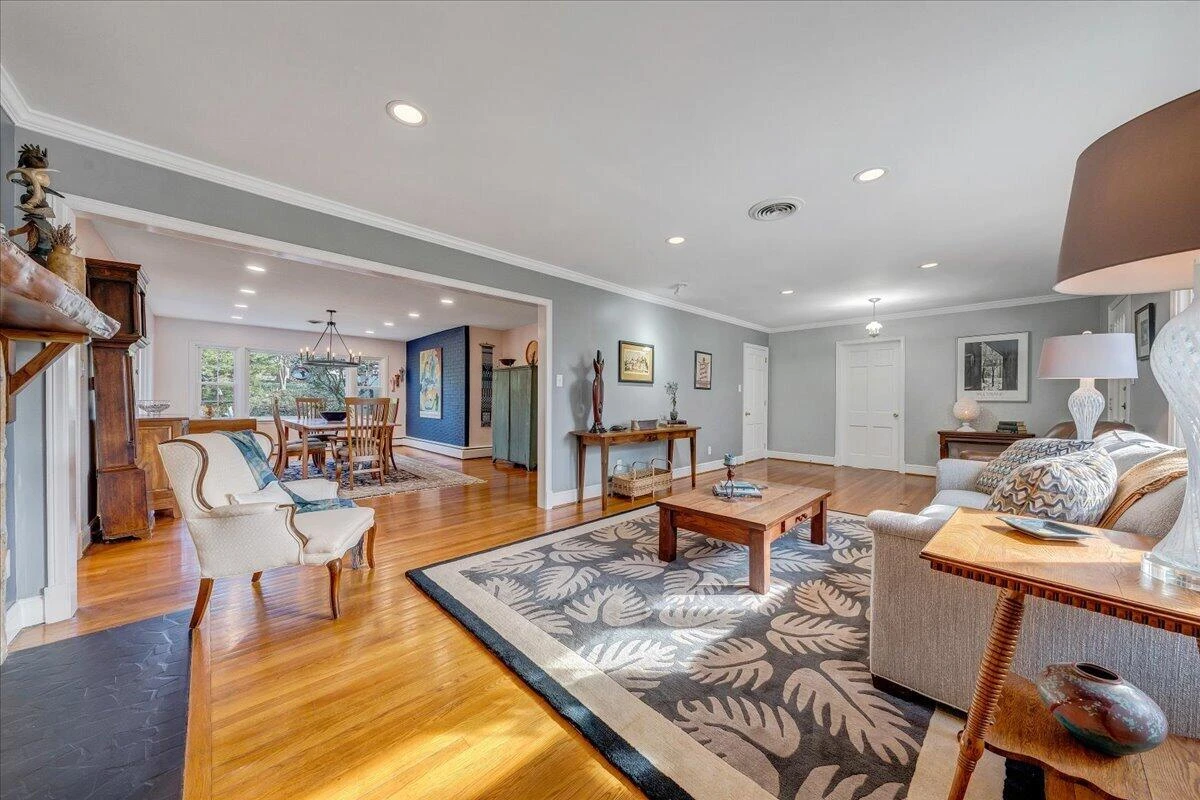 2241 Brambleton AVE - Photo 10