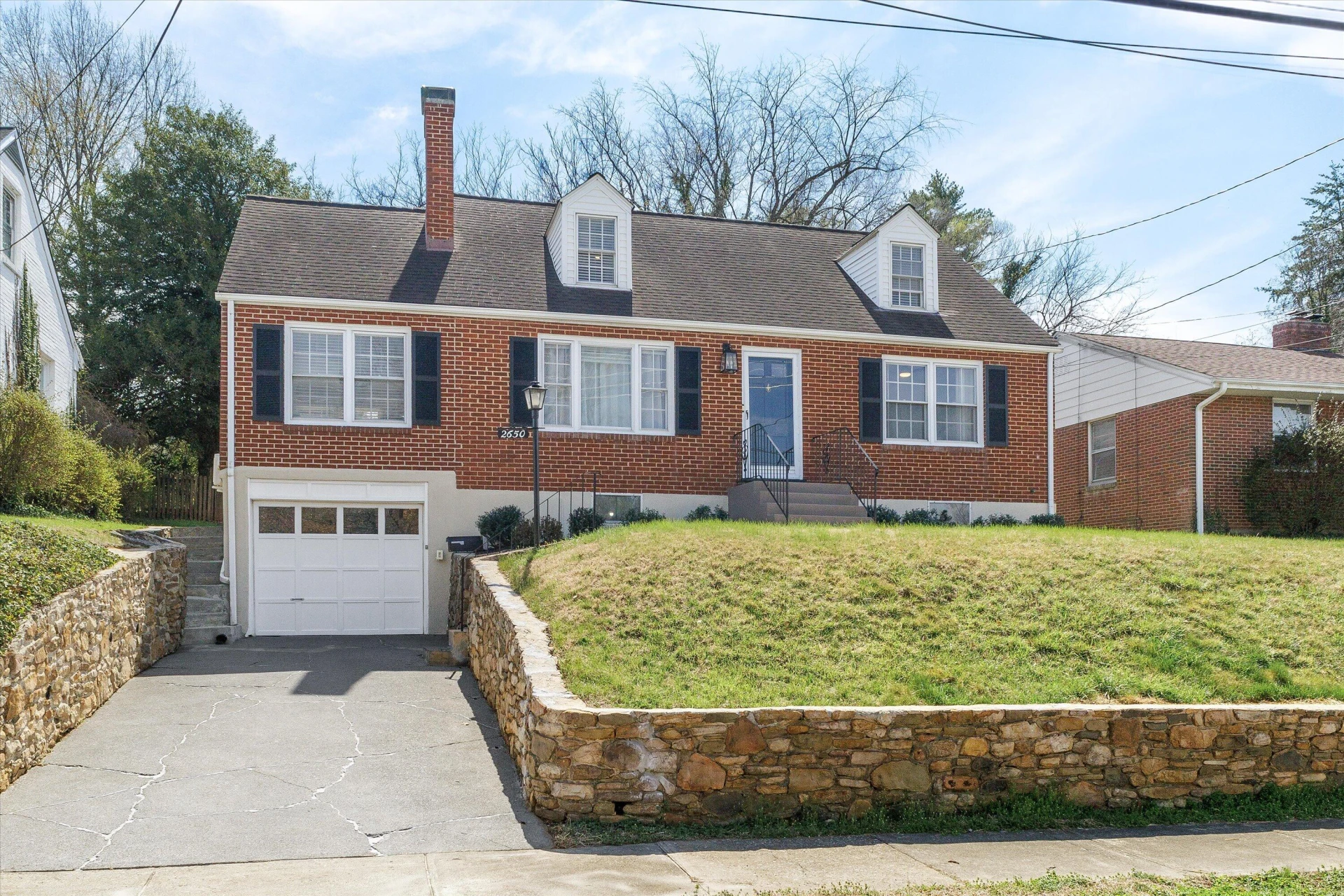 2650 Laburnum AVE - Photo 2