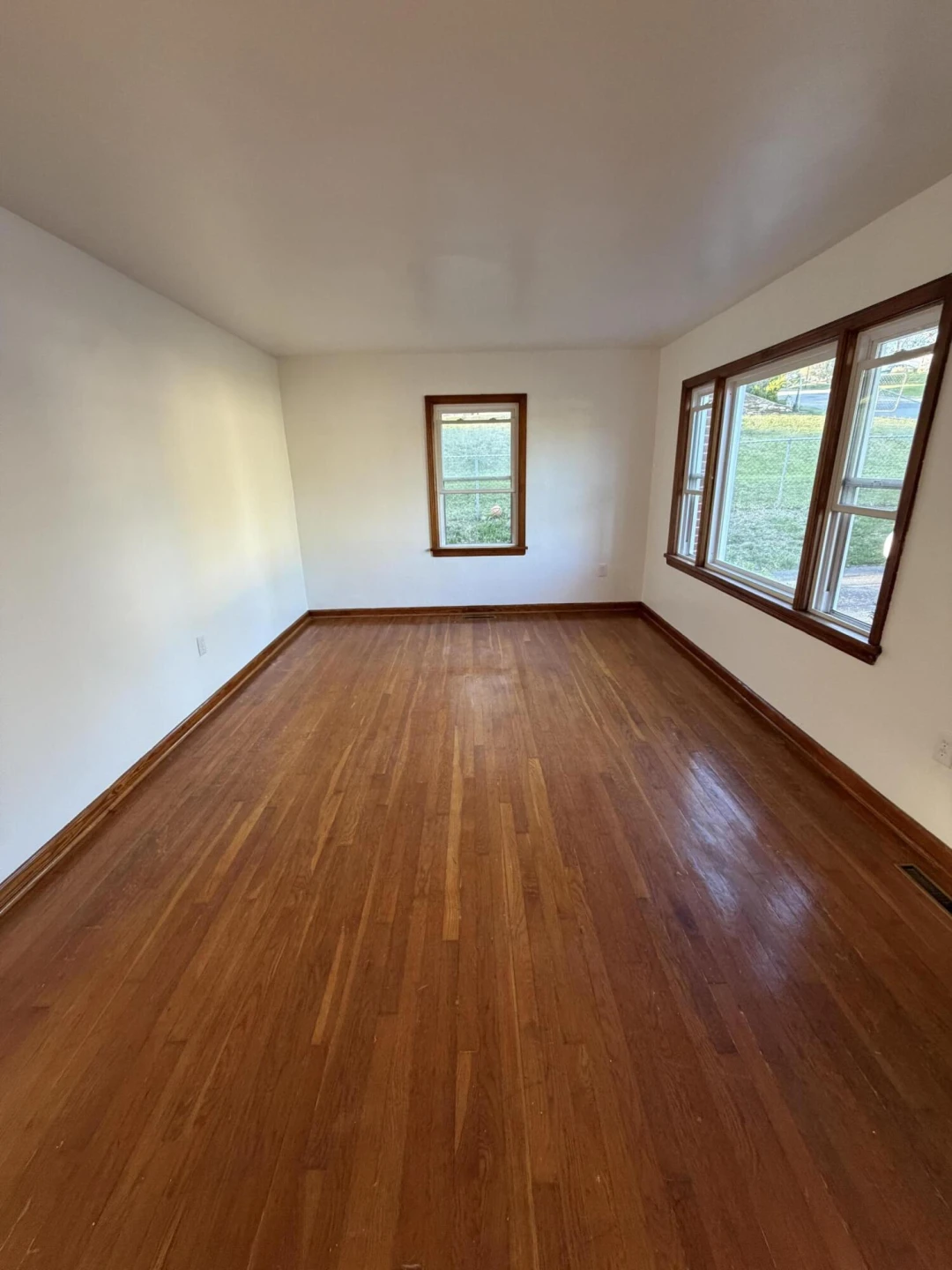 215 Barnett RD - Photo 2