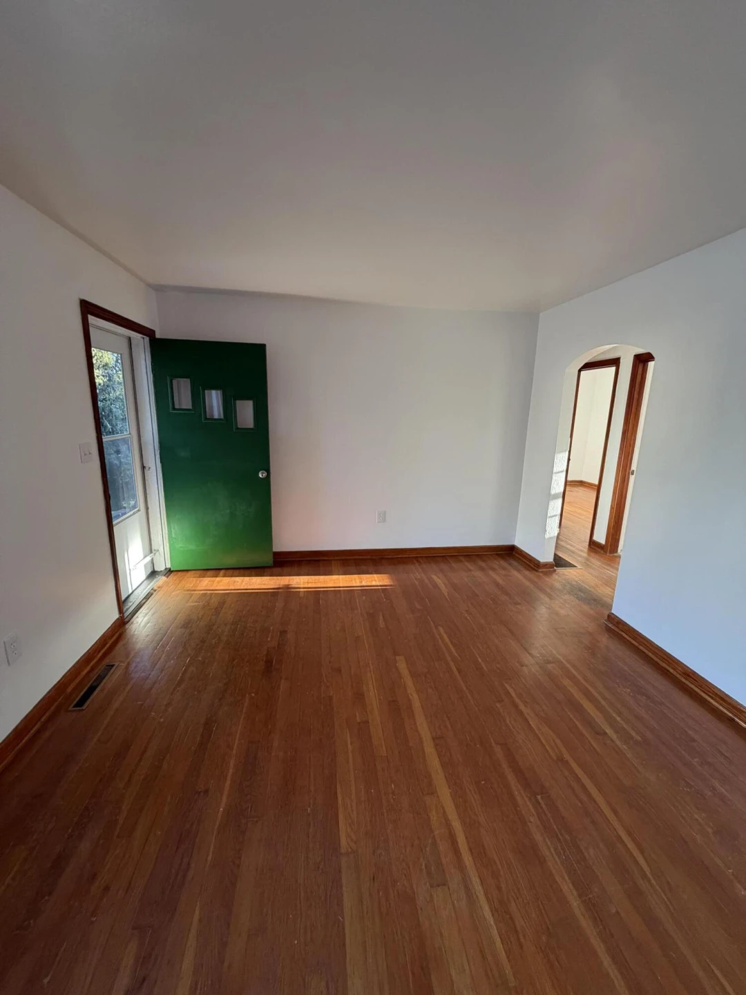 215 Barnett RD - Photo 3