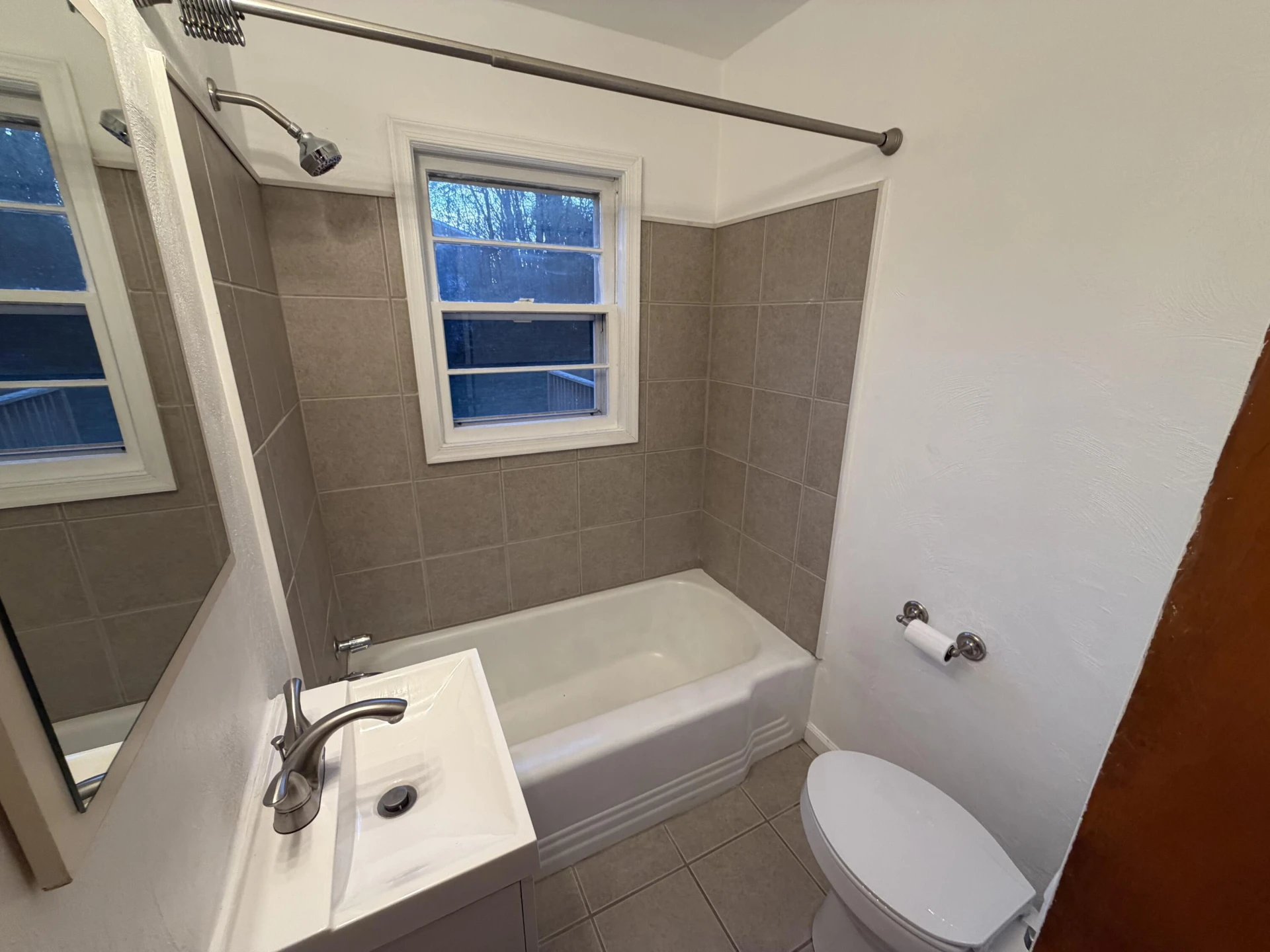 215 Barnett RD - Photo 9