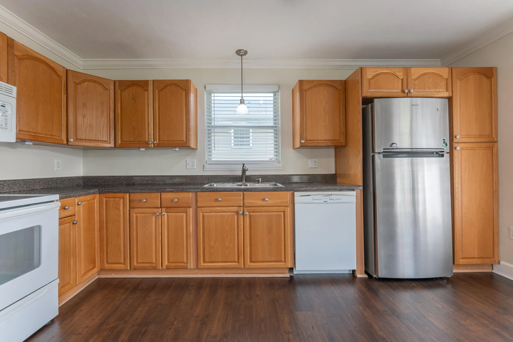 1729 Marvin ST - Photo 15