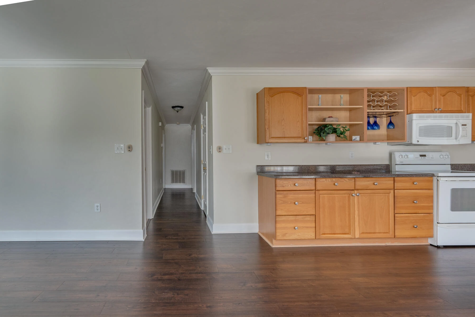 1729 Marvin ST - Photo 18