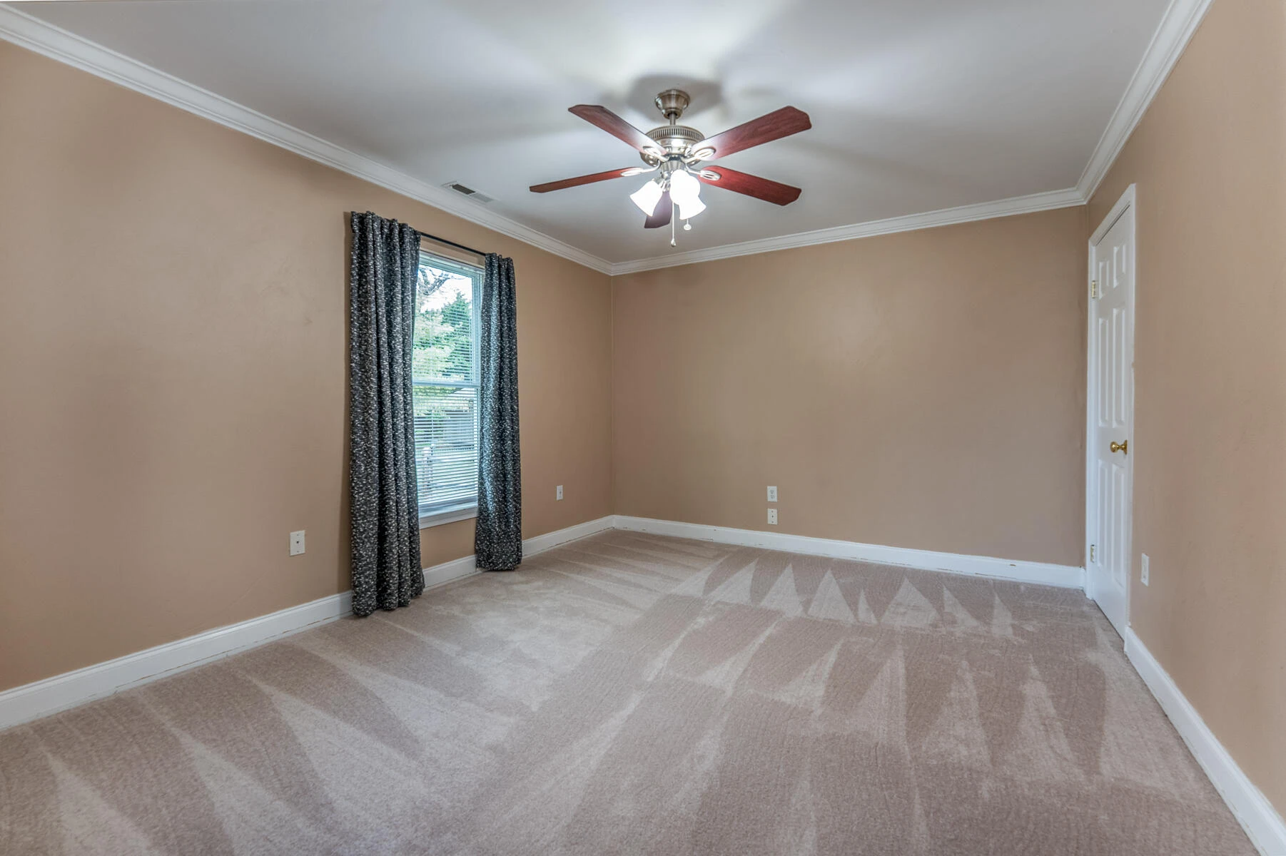 1729 Marvin ST - Photo 26