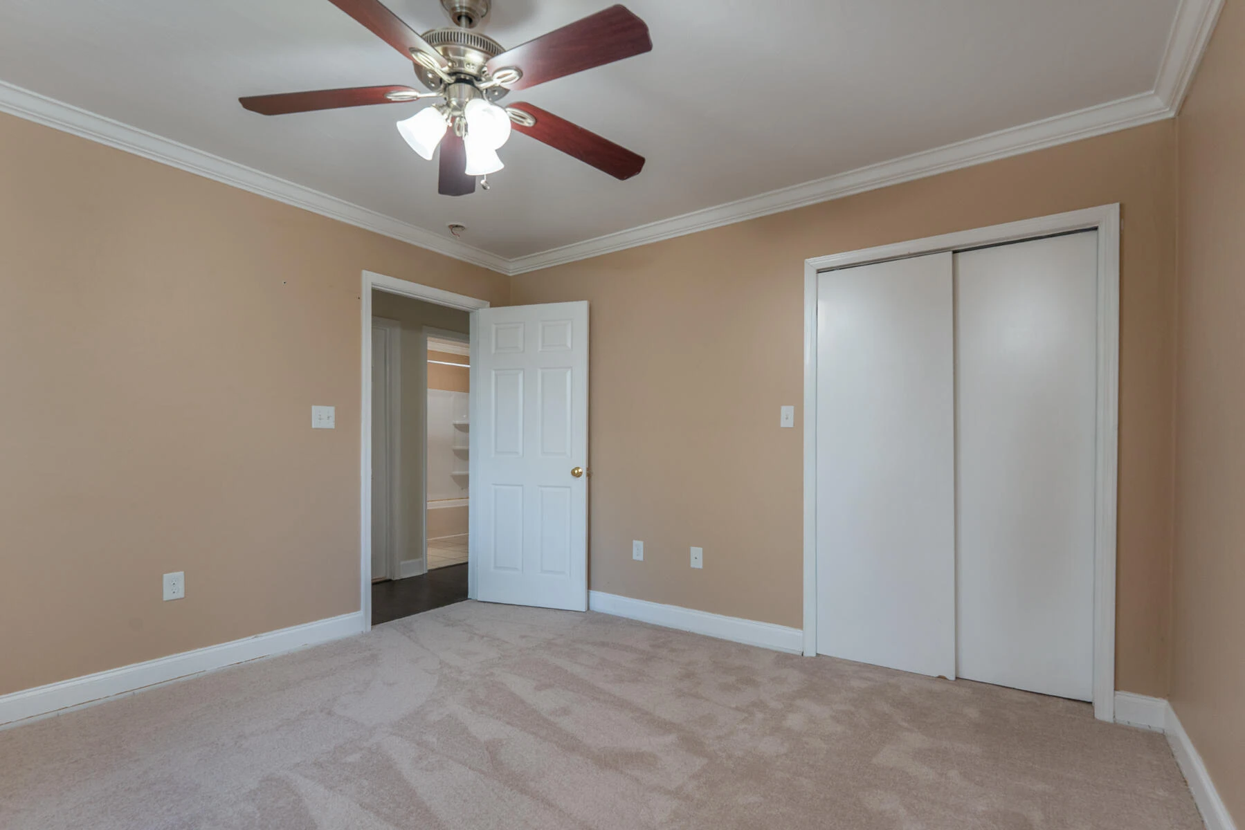 1729 Marvin ST - Photo 35