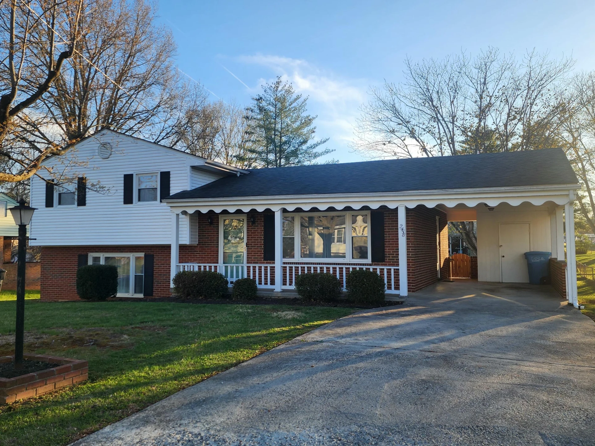 2458 Bermuda RD