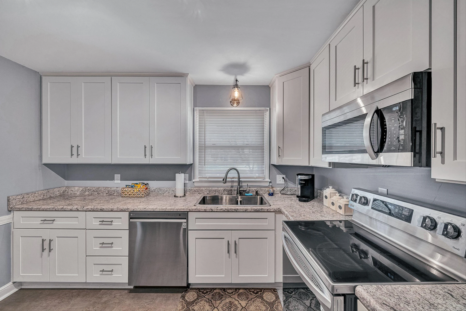 2458 Bermuda RD - Photo 12