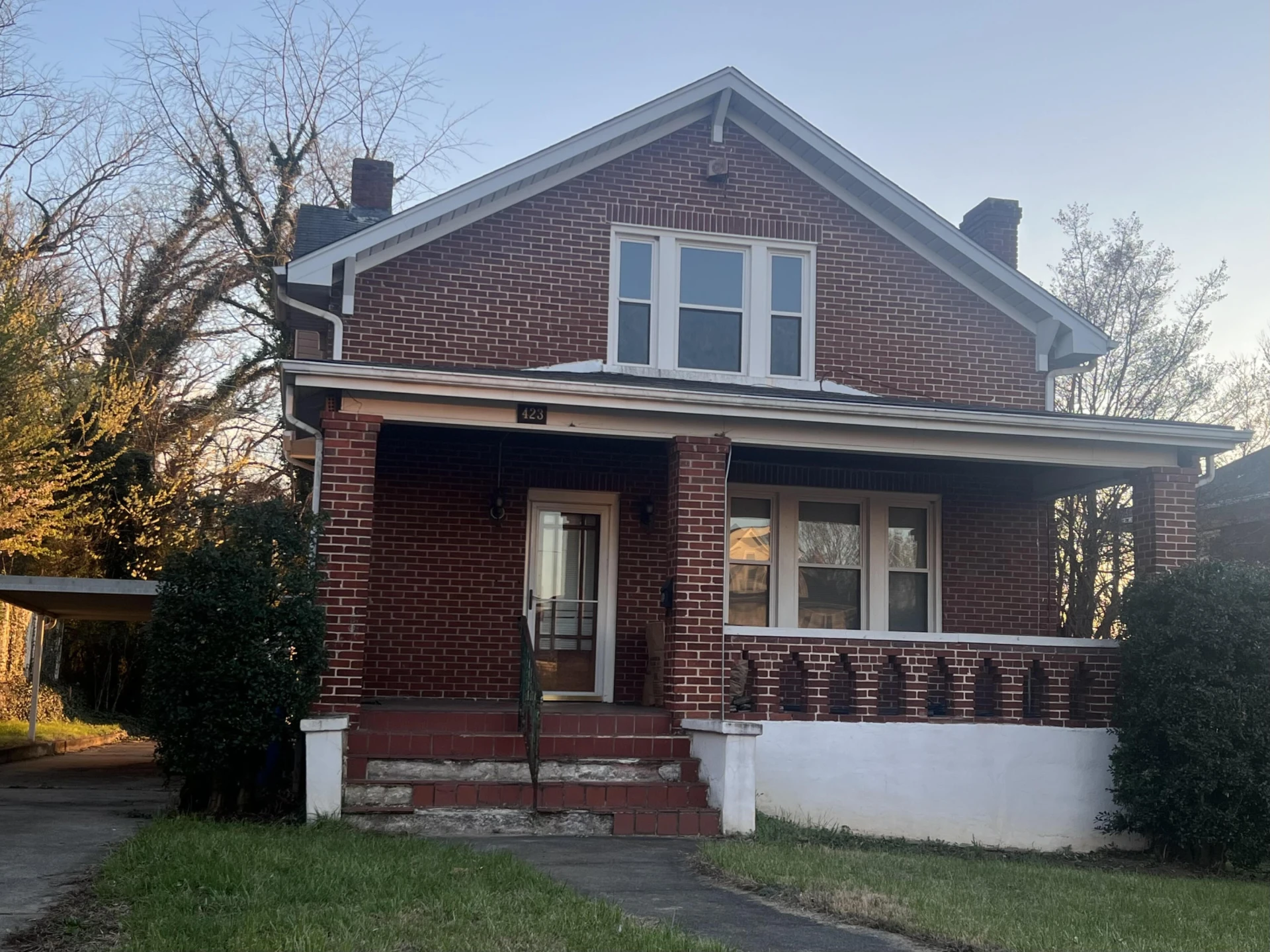 423 Walnut AVE