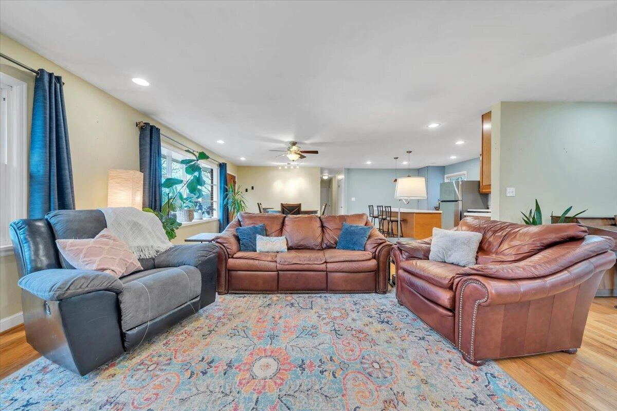 727 Plantation CIR - Photo 14