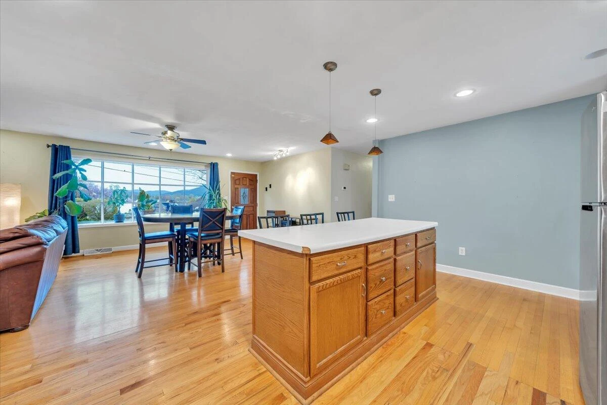 727 Plantation CIR - Photo 21