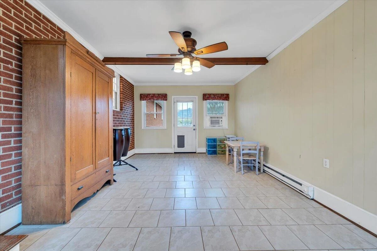 727 Plantation CIR - Photo 24