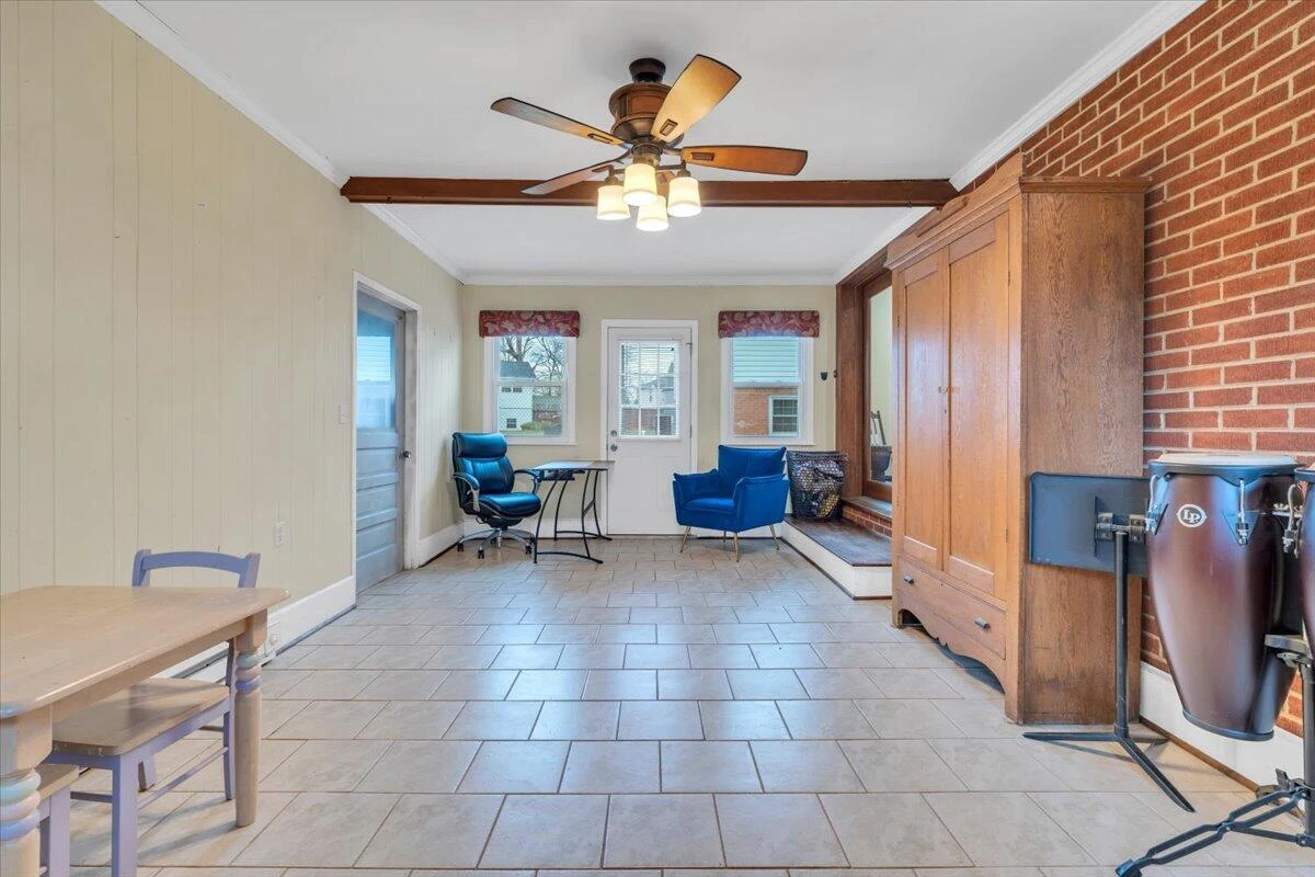 727 Plantation CIR - Photo 25