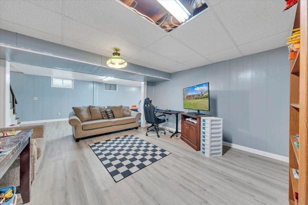 727 Plantation CIR - Photo 43