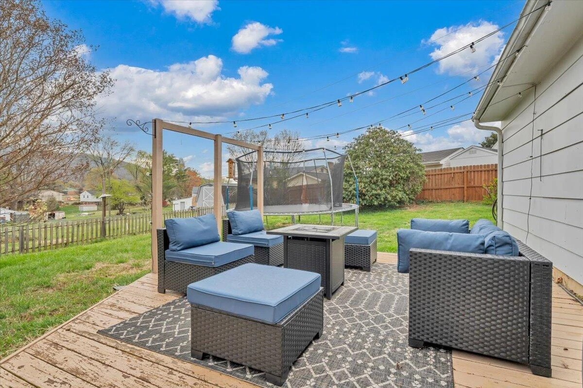 727 Plantation CIR - Photo 49