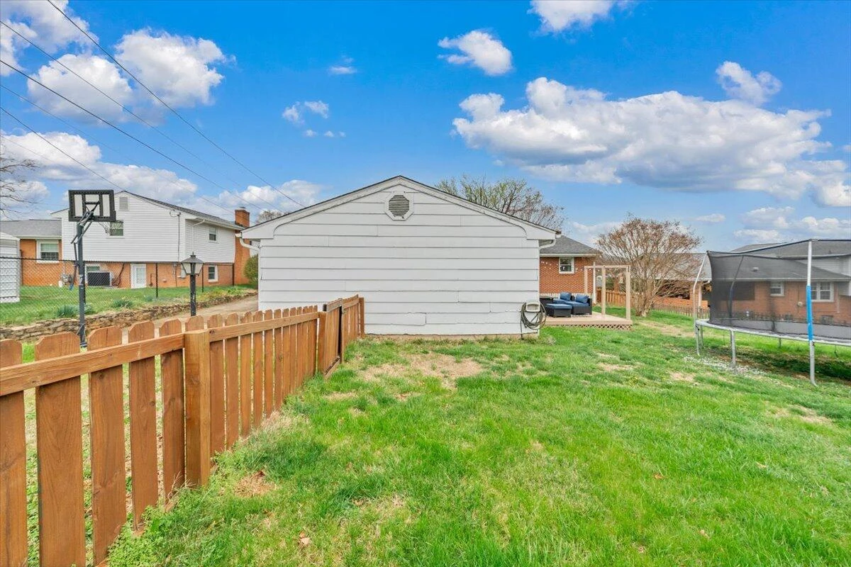 727 Plantation CIR - Photo 53