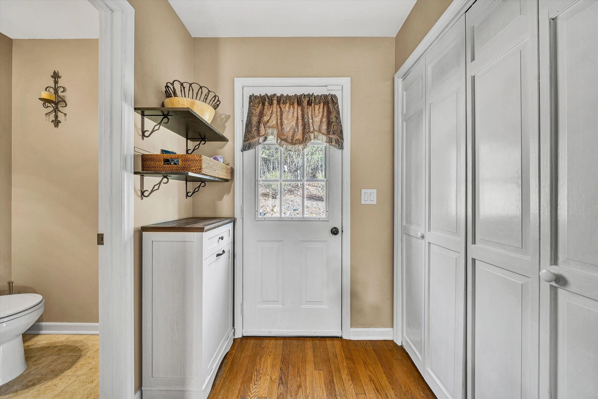 1488 HENRY RD - Photo 13