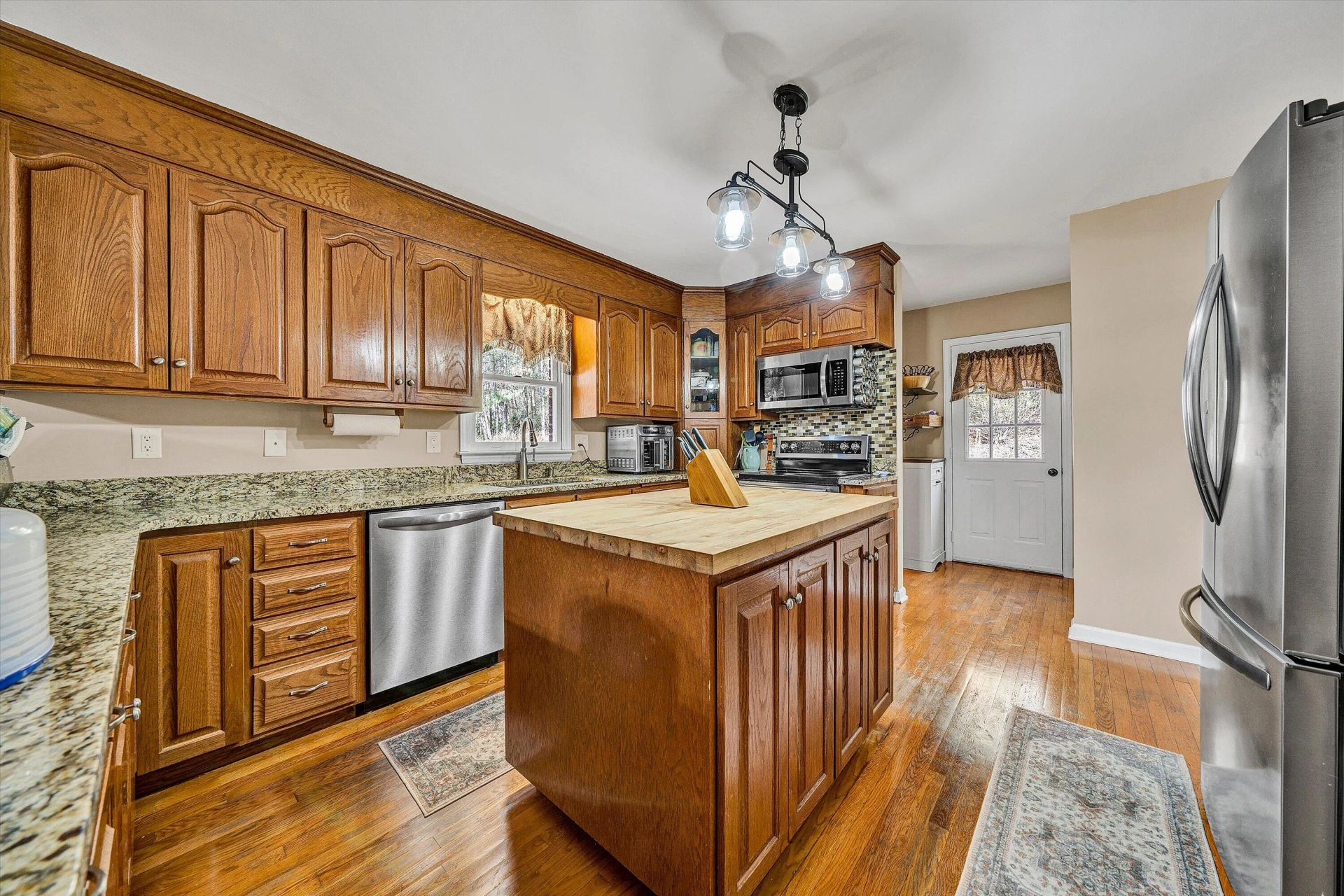 1488 HENRY RD - Photo 14