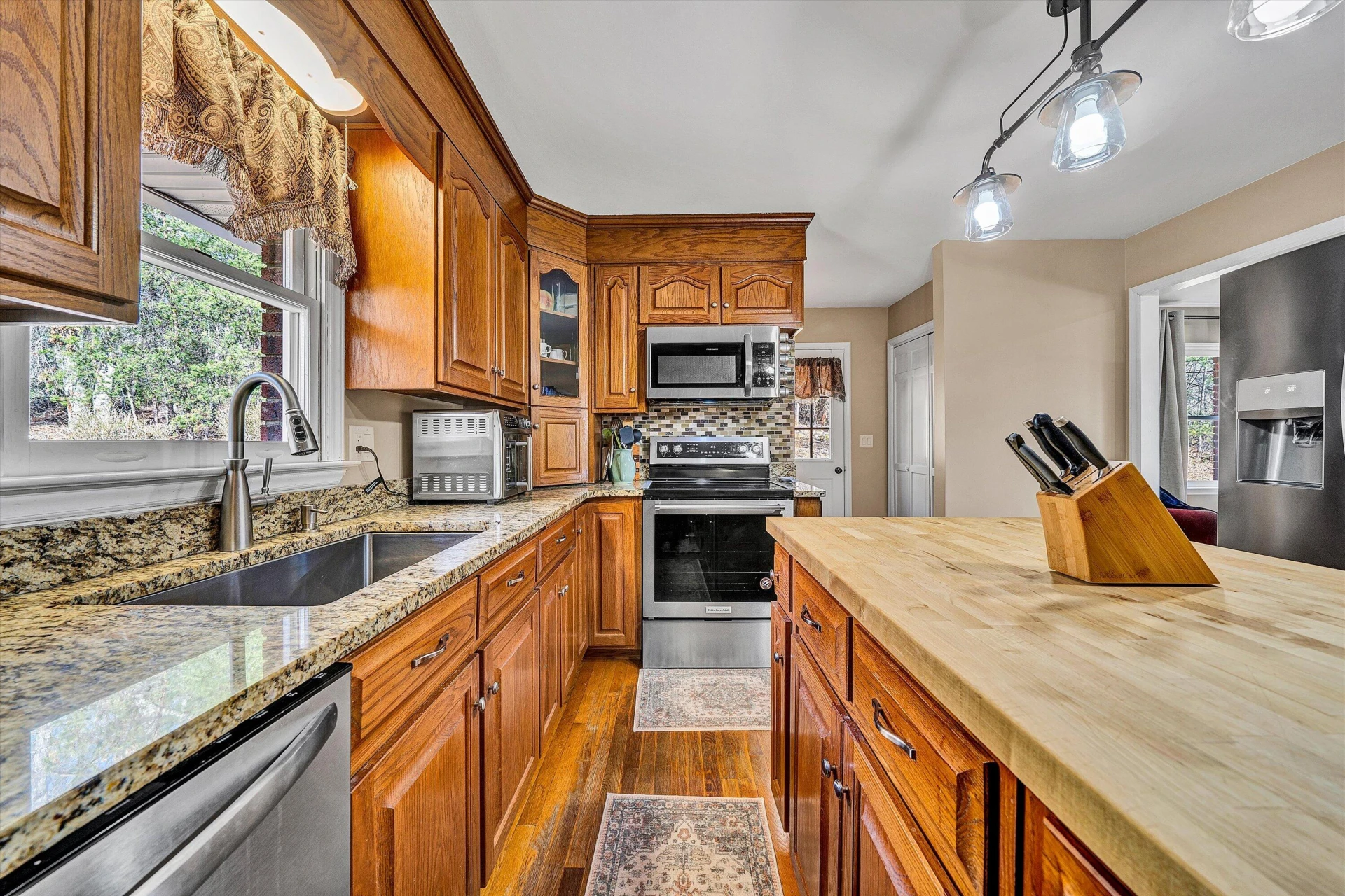 1488 HENRY RD - Photo 18