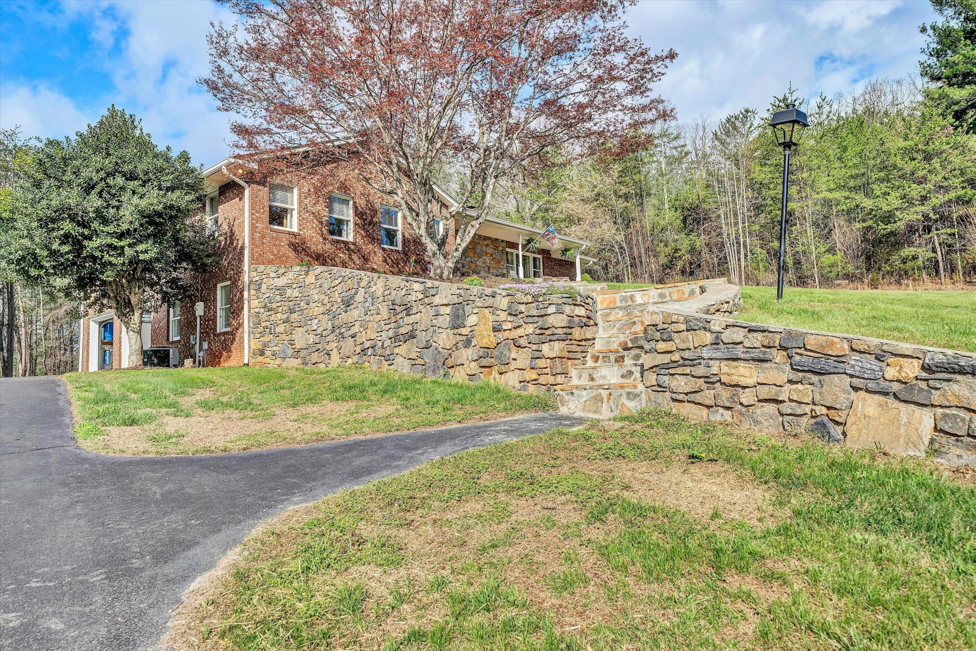 1488 HENRY RD - Photo 6
