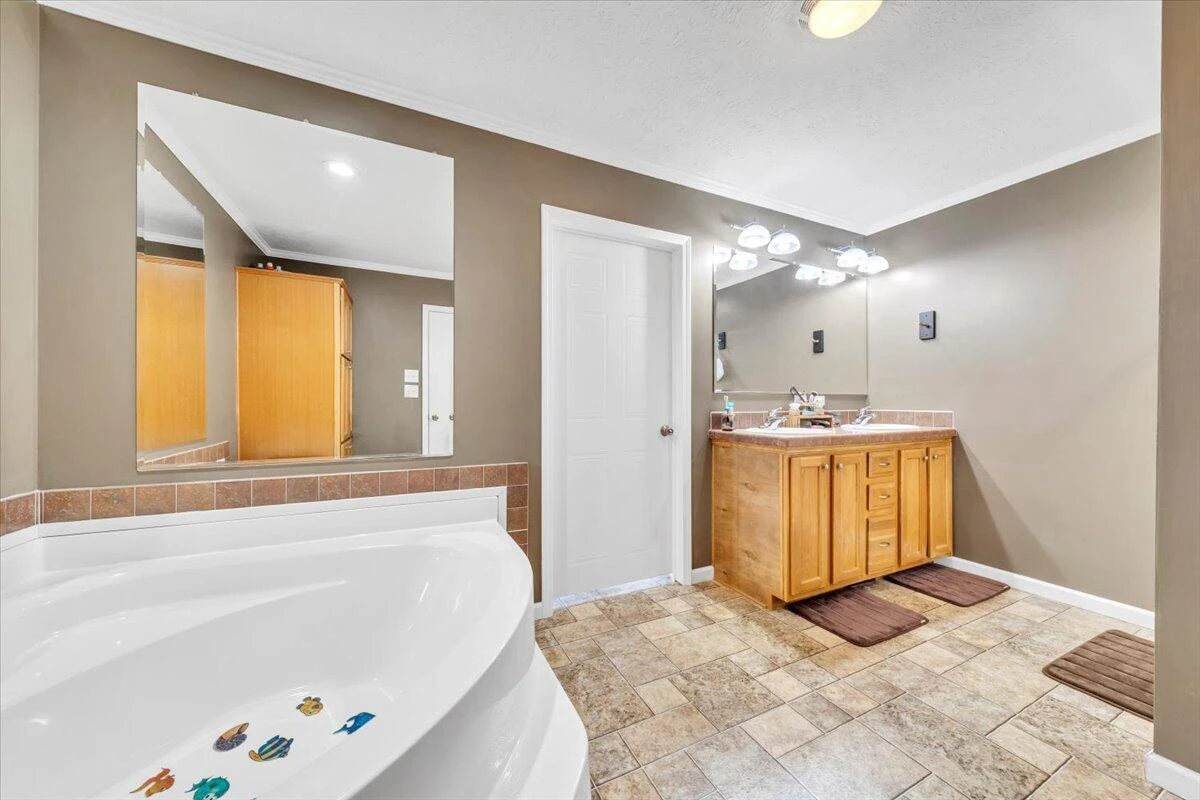 1060 MARBLE CREEK CT - Photo 27