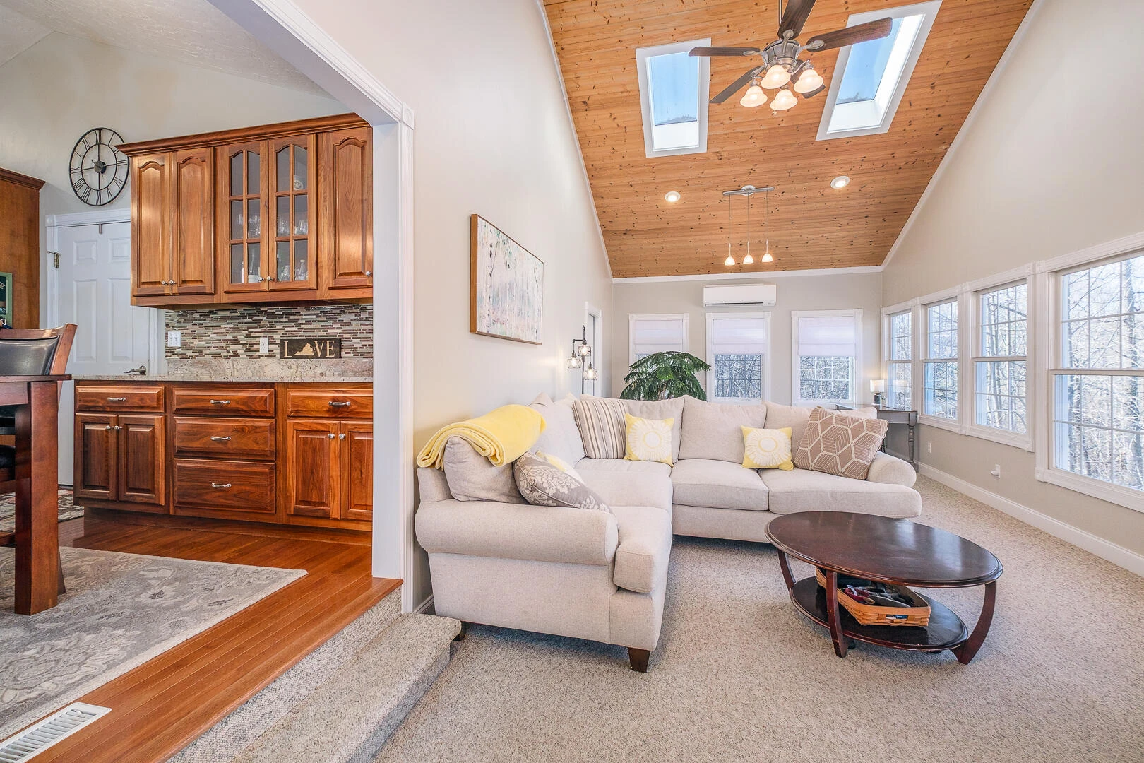 2085 Lakewood Forest RD - Photo 16
