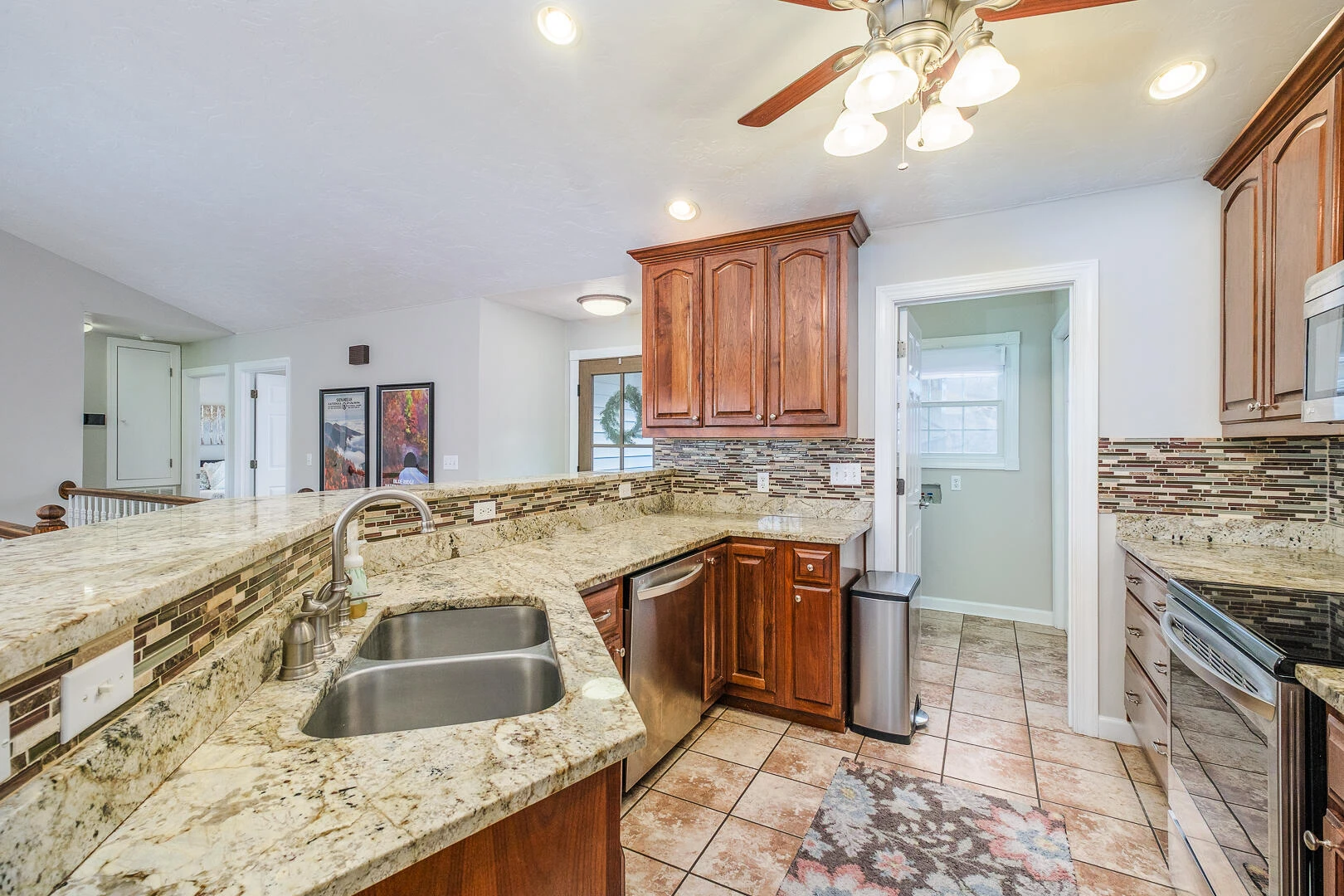 2085 Lakewood Forest RD - Photo 26