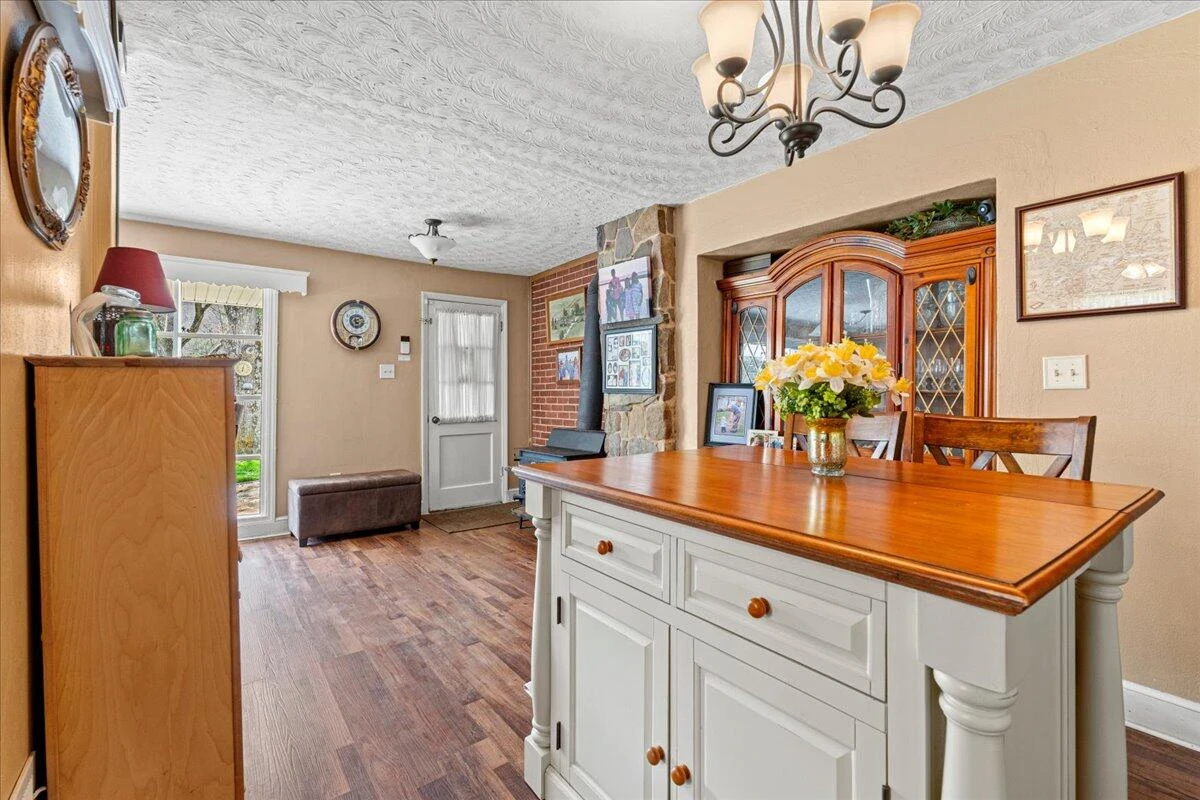 779 Catawba RD - Photo 15
