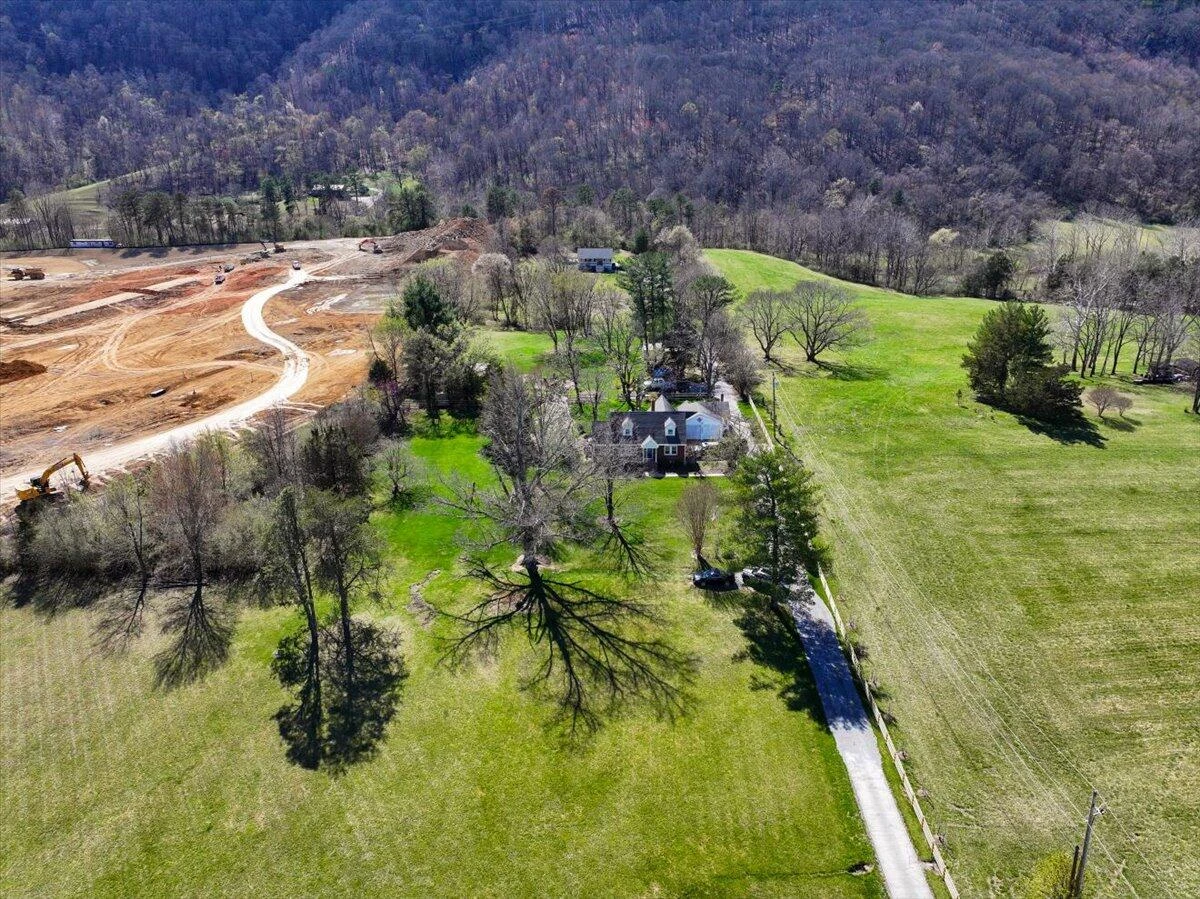 779 Catawba RD - Photo 48