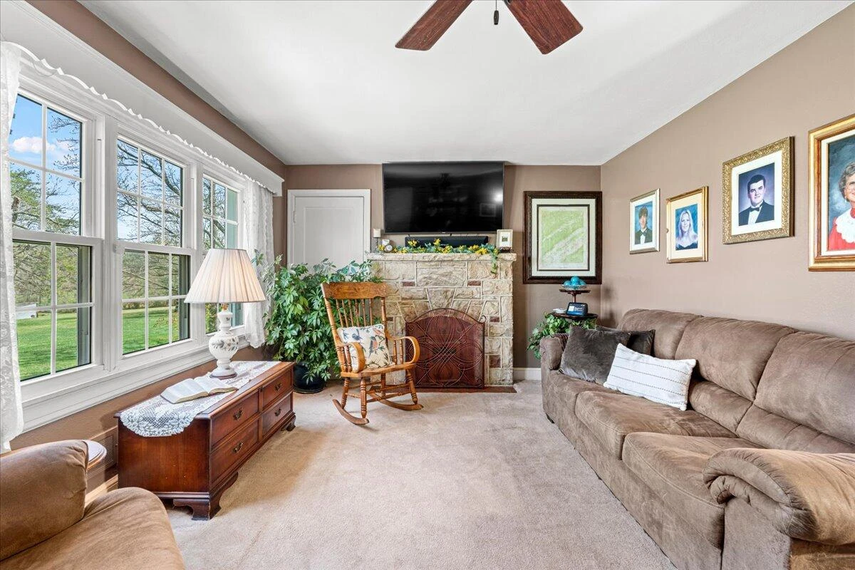 779 Catawba RD - Photo 9