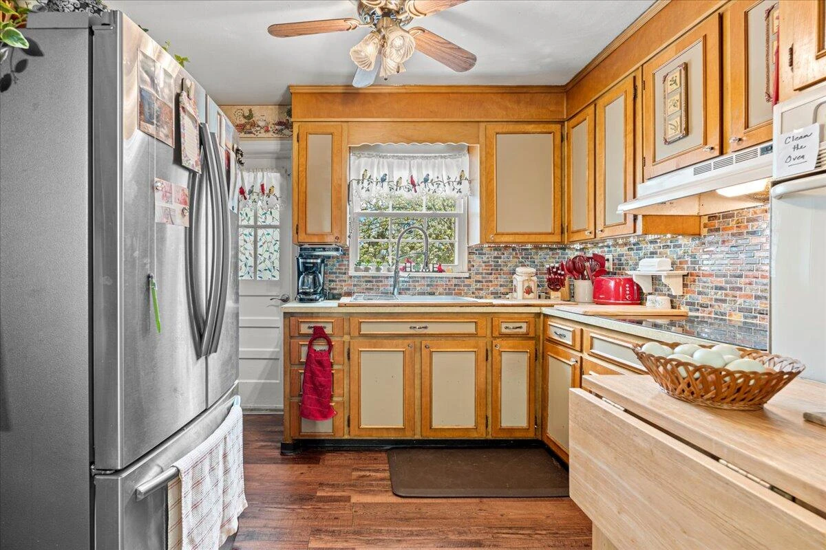 779 Catawba RD - Photo 11