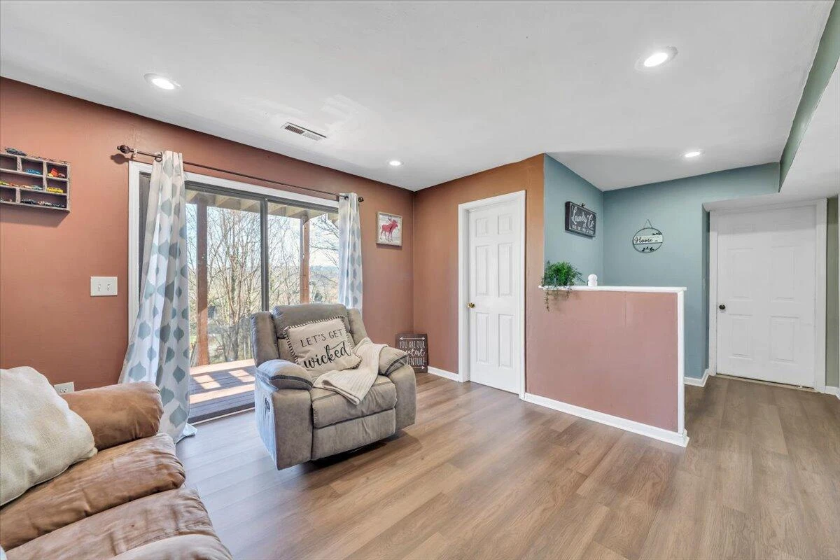 3622 View AVE - Photo 23