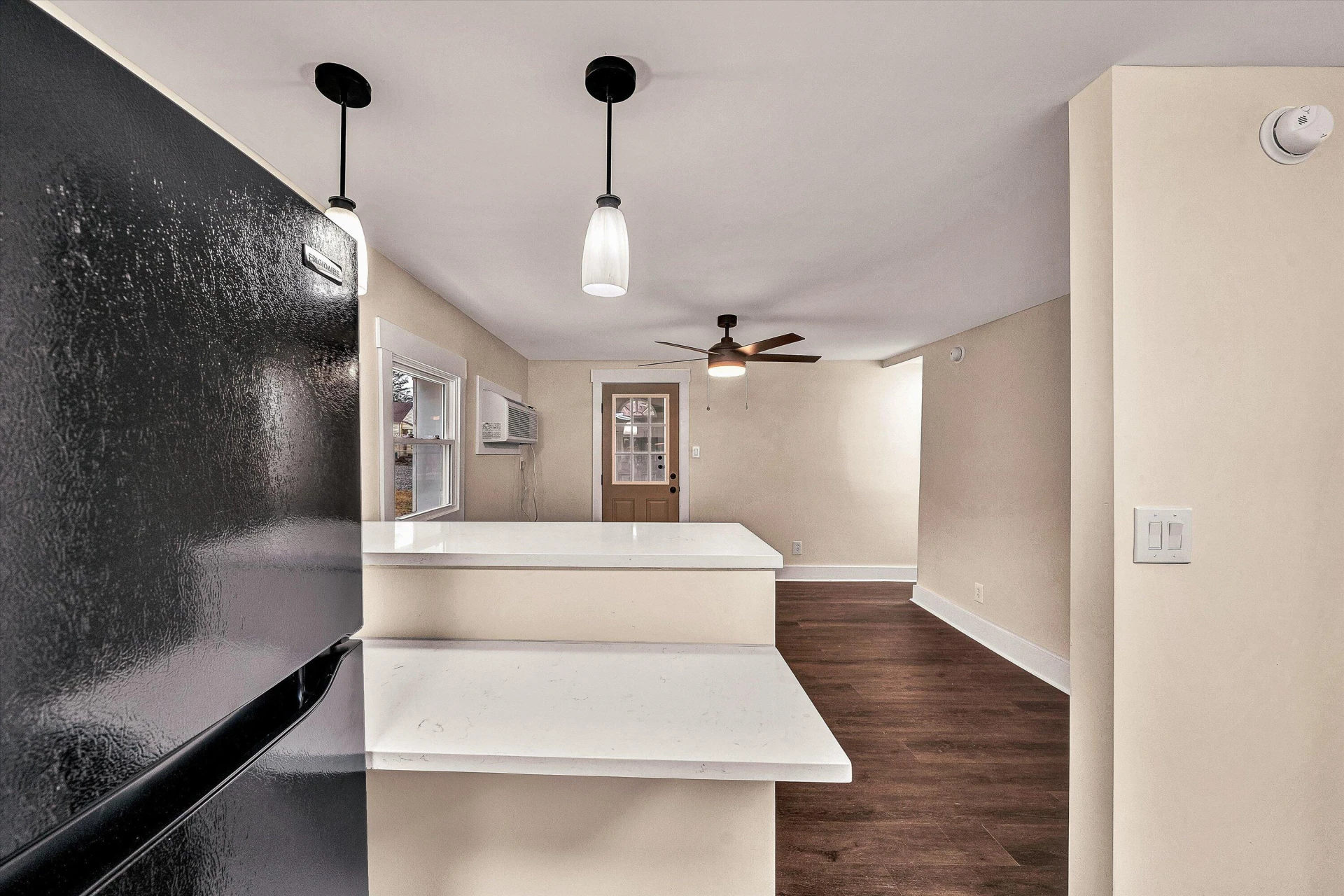 2228 Eastland AVE - Photo 13