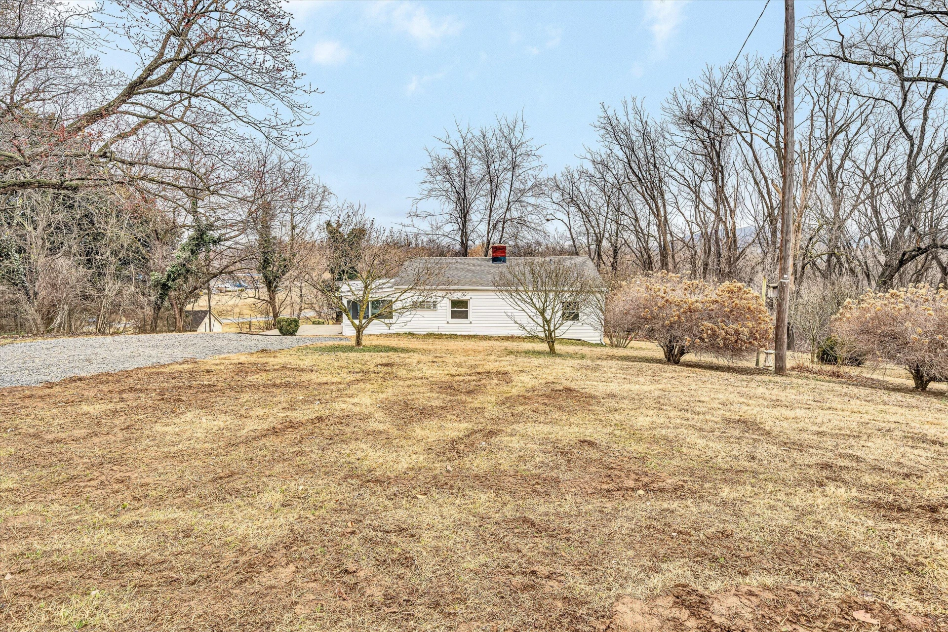 2228 Eastland AVE - Photo 31