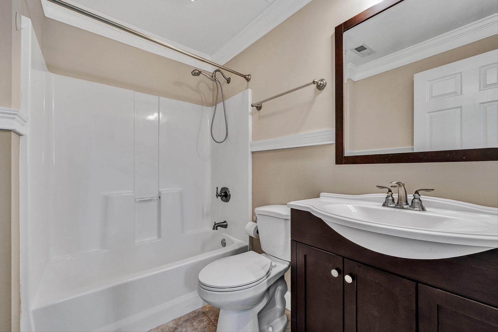 385 Tanglewood DR - Photo 26