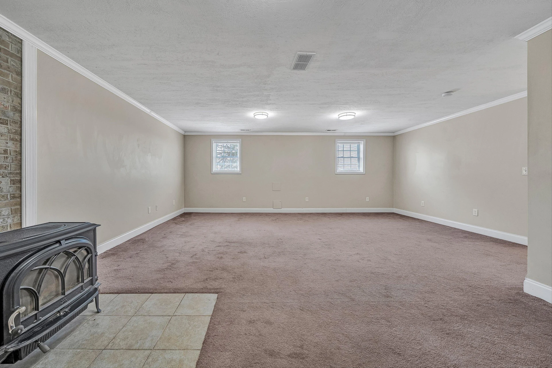 385 Tanglewood DR - Photo 29