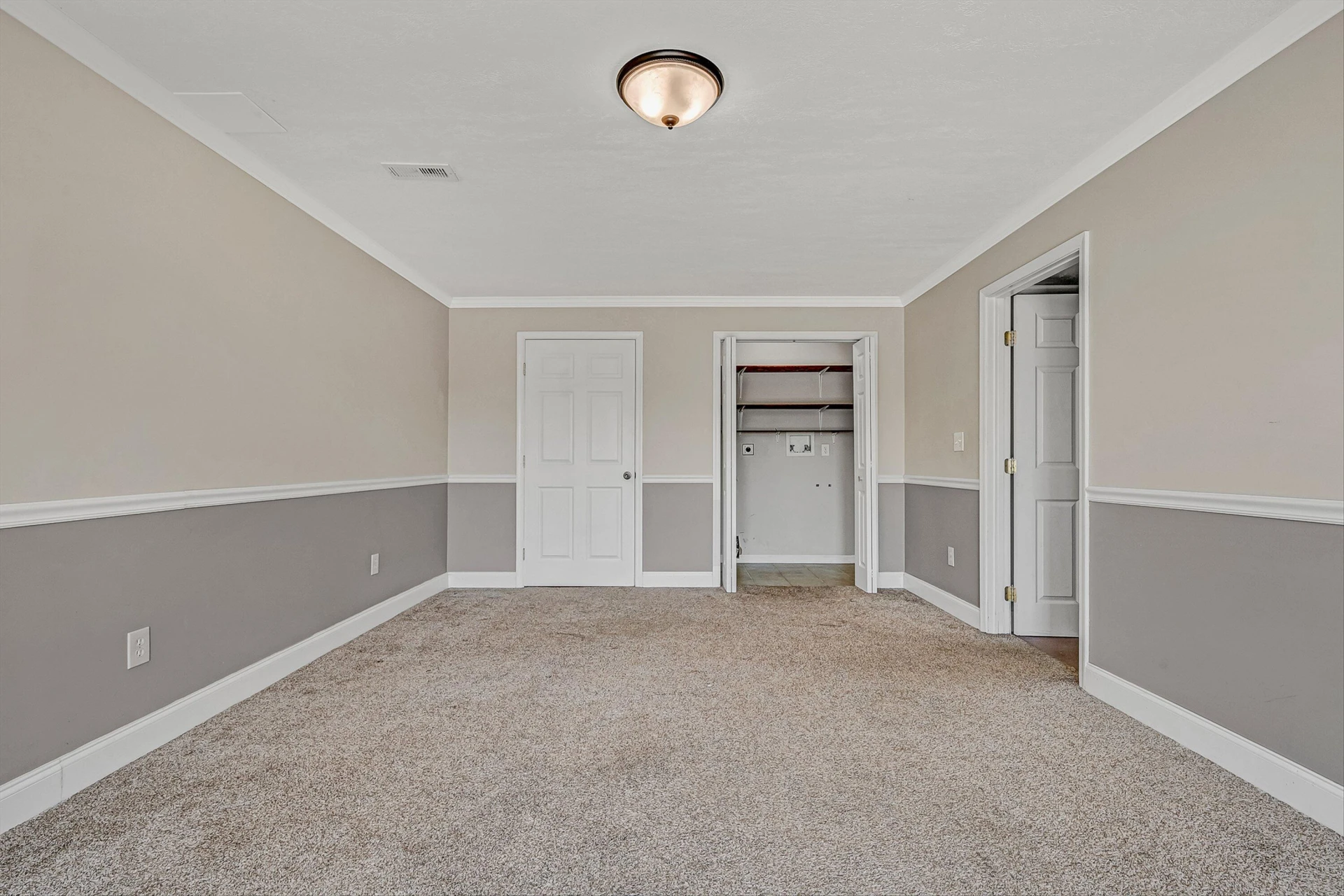 385 Tanglewood DR - Photo 32