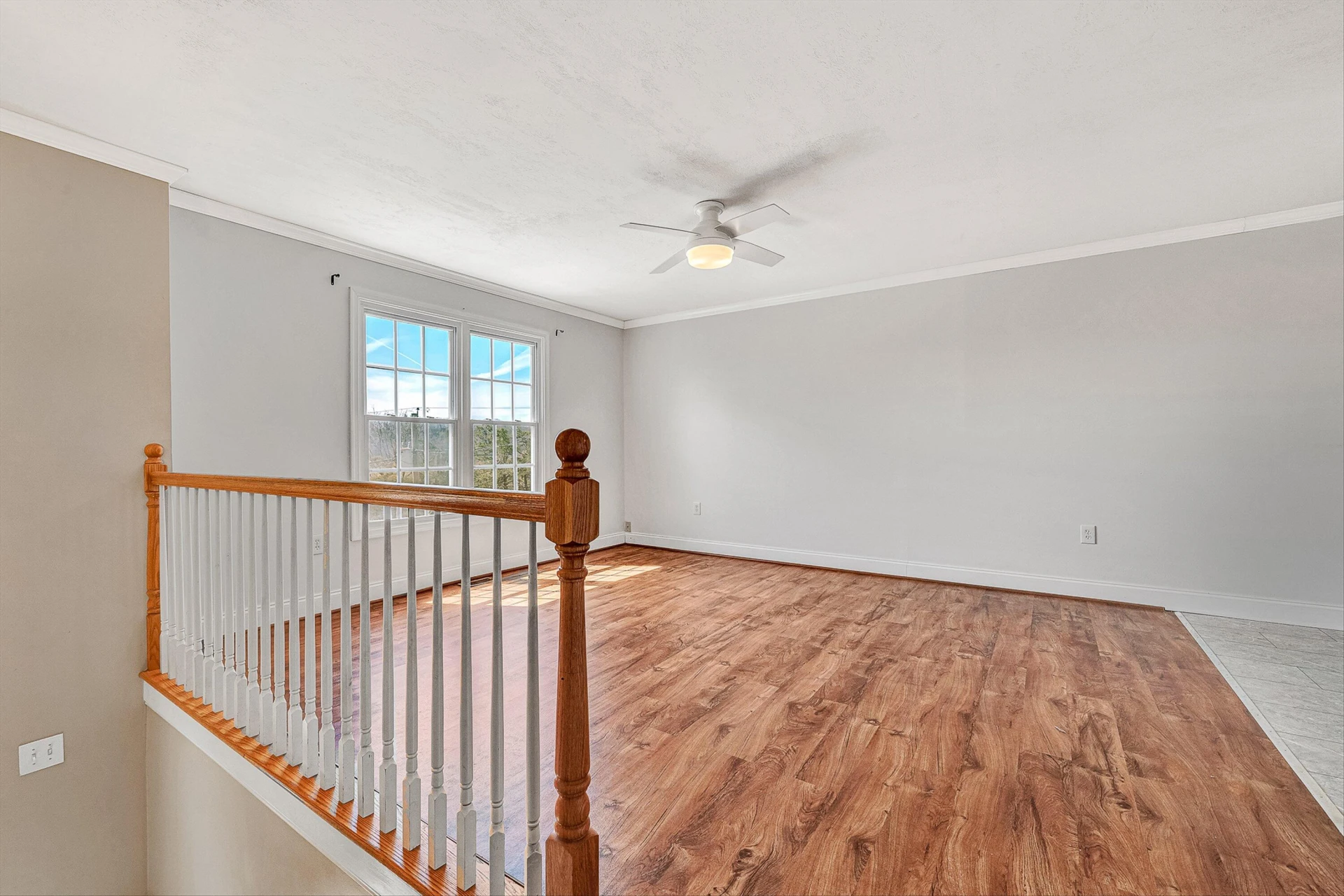 385 Tanglewood DR - Photo 7