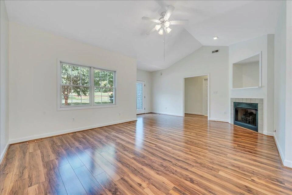 141 Chestnut Creek DR - Photo 20