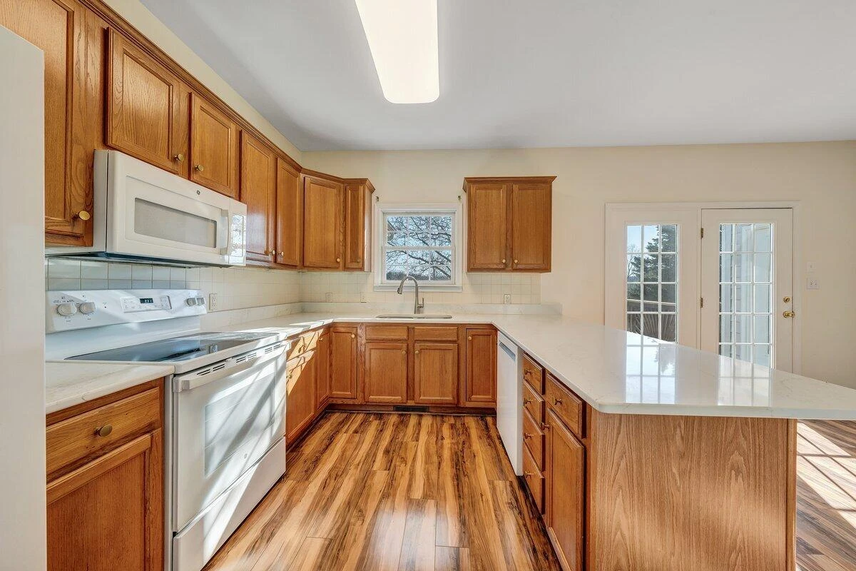 141 Chestnut Creek DR - Photo 23