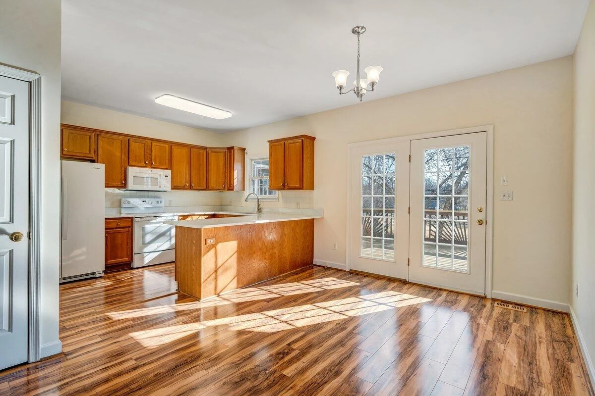 141 Chestnut Creek DR - Photo 24
