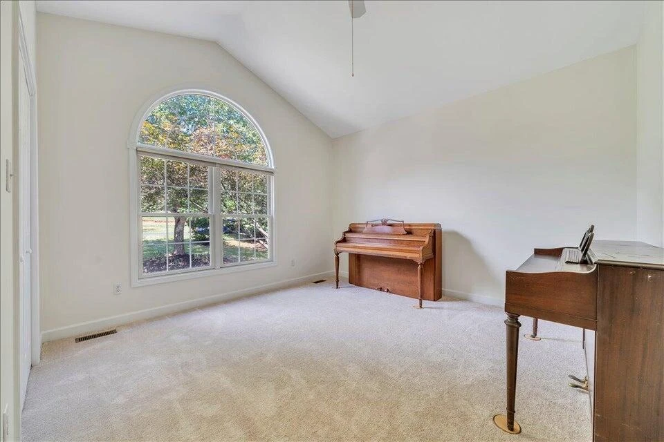 141 Chestnut Creek DR - Photo 32