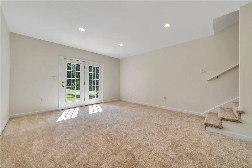 141 Chestnut Creek DR - Photo 49