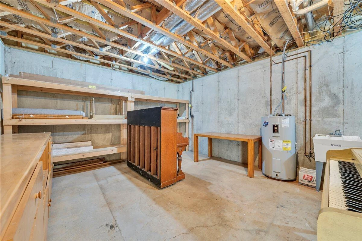 141 Chestnut Creek DR - Photo 52