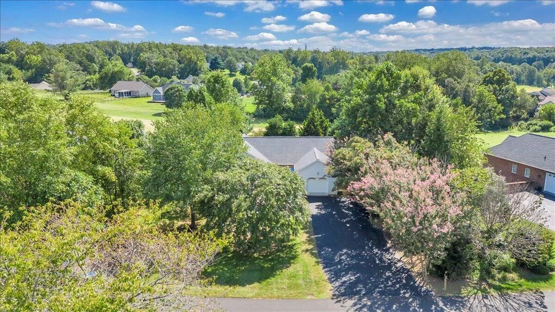 141 Chestnut Creek DR - Photo 63