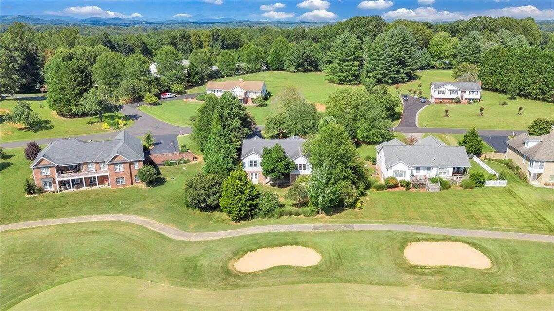 141 Chestnut Creek DR - Photo 11