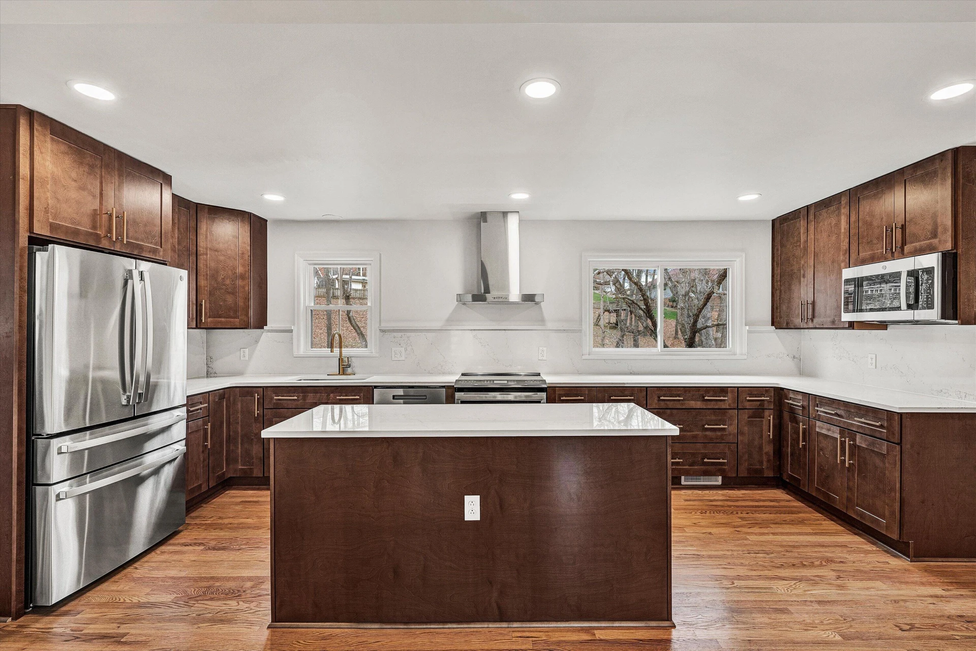 2825 Fairway Forest DR - Photo 15