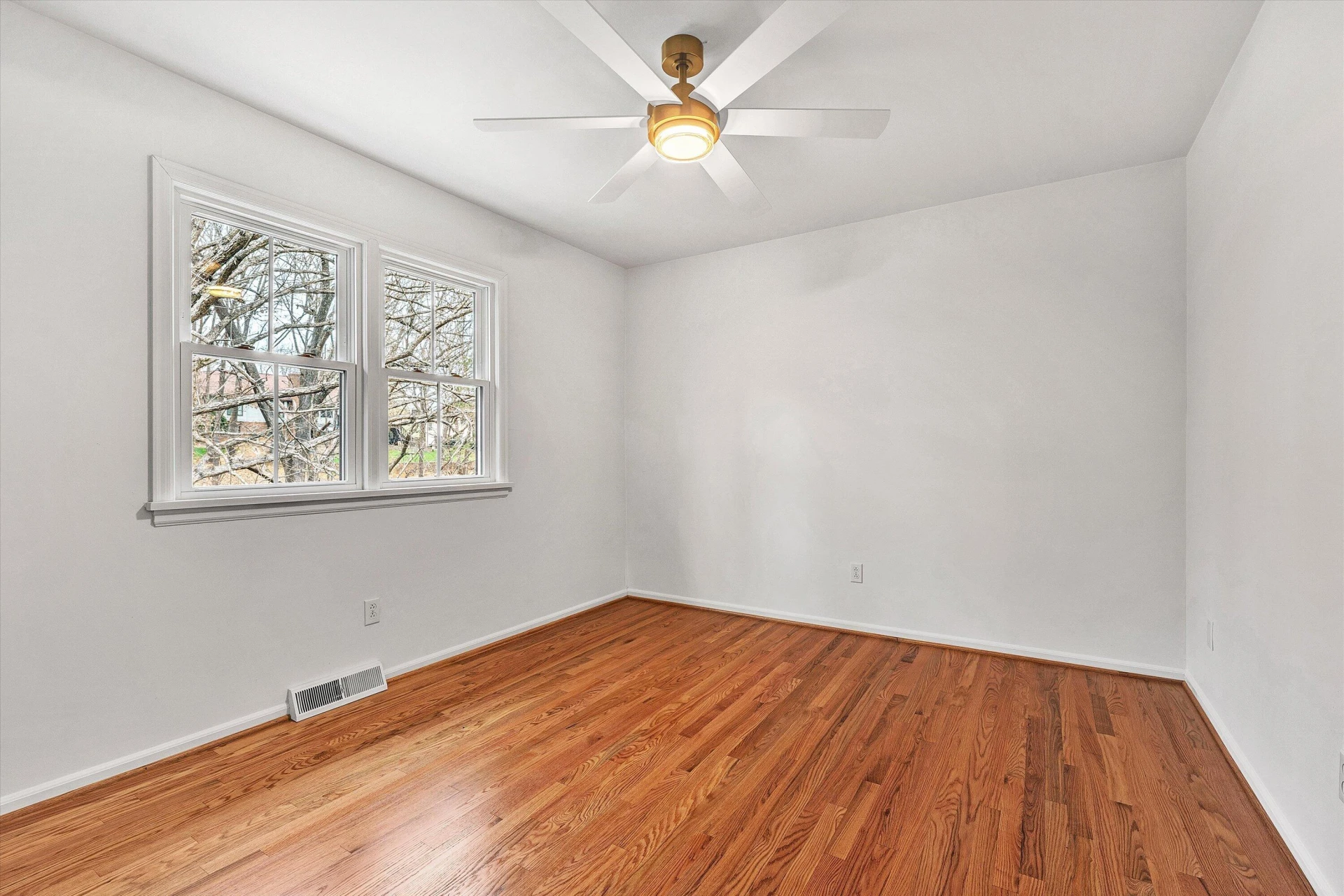 2825 Fairway Forest DR - Photo 29