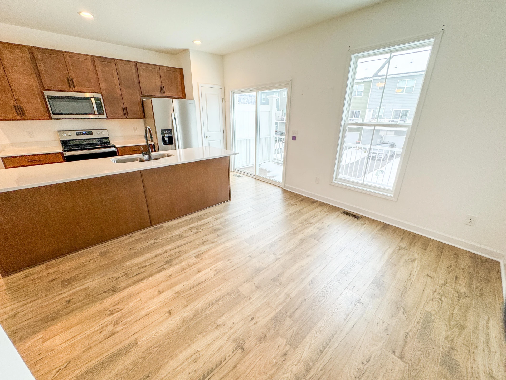 183 Broad ST - Photo 17