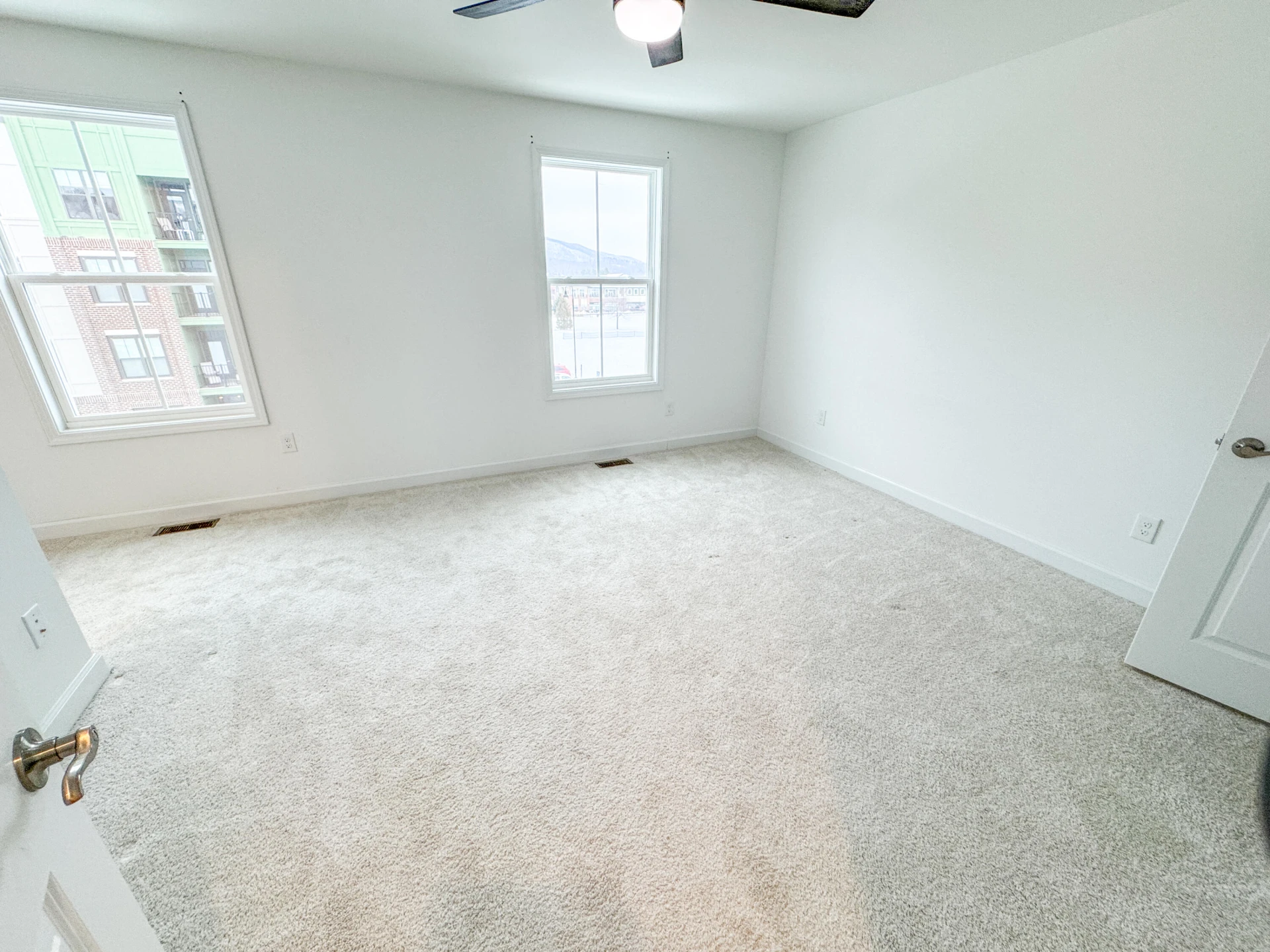 183 Broad ST - Photo 40